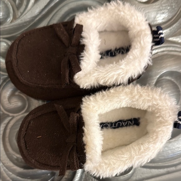 Nautica 4 Baby Mocassin Turtle Caye Cozy Brown Slippers with Faux Fur Lining - Picture 3 of 8